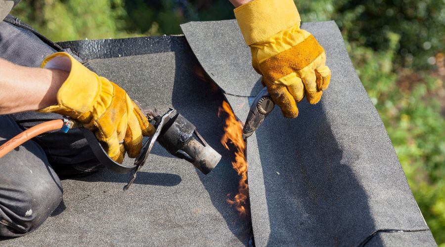 Professional New roof installation in Koeltztown, MO